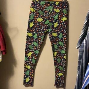 LuLaRoe Green and Blue Patterned Leggings